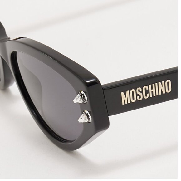 MOSCHINO Cat eye sunglasses with rhinestones NWOT! ๐๐๐ - Picture 15 of 15